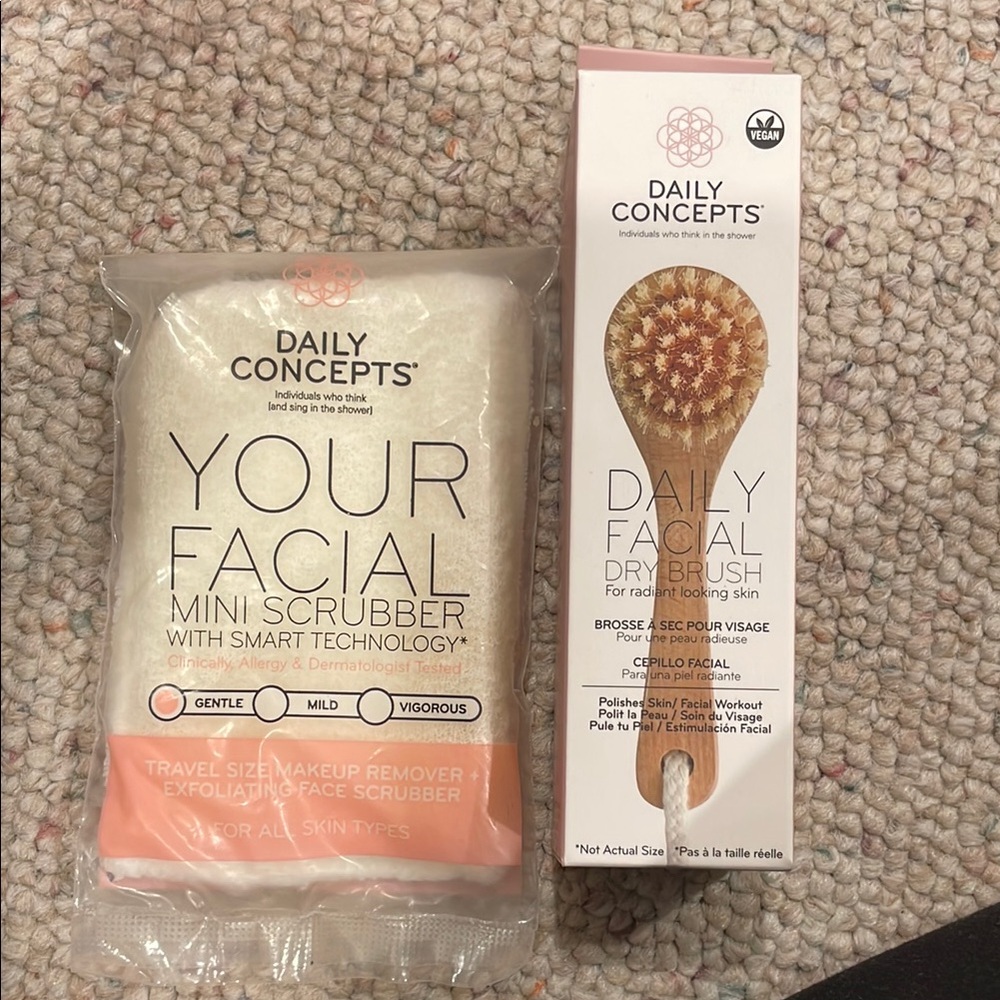 Daily Concepts Facial Mini Scrubber and Dry Brush Set - Cream